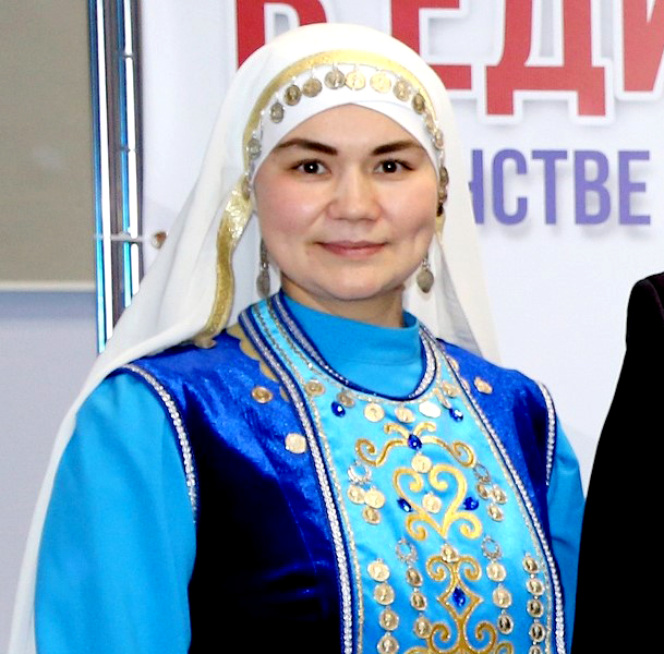 Алина Закировна Хусаинова